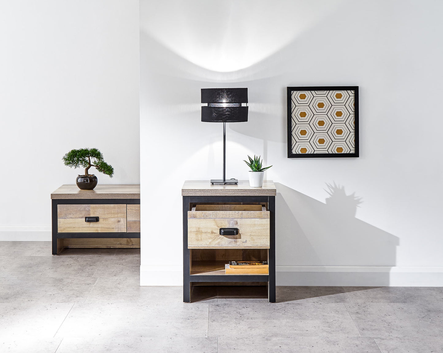 GFW Boston Lamp Table - Oak 2