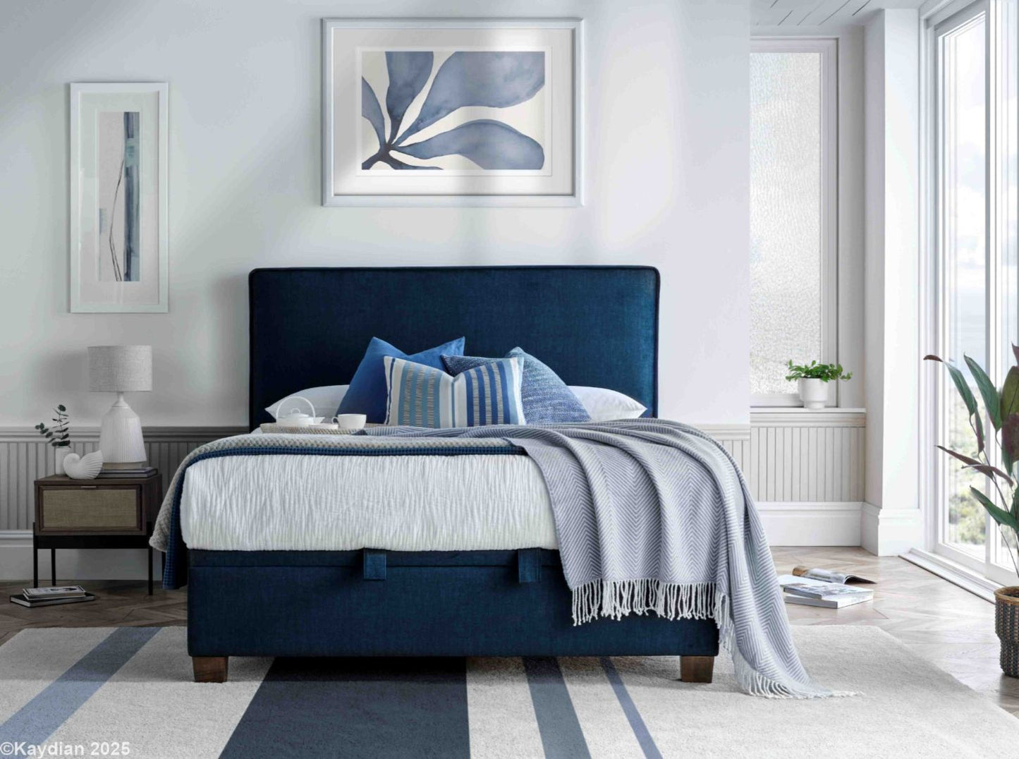 Newton Deep Ocean Blue, Lifestyle