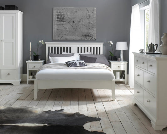 Hampstead White Bedstead Room Set