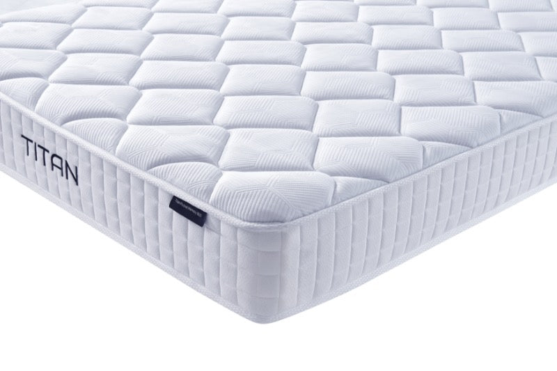 Titan Pocket Memory 800 Mattress Corner