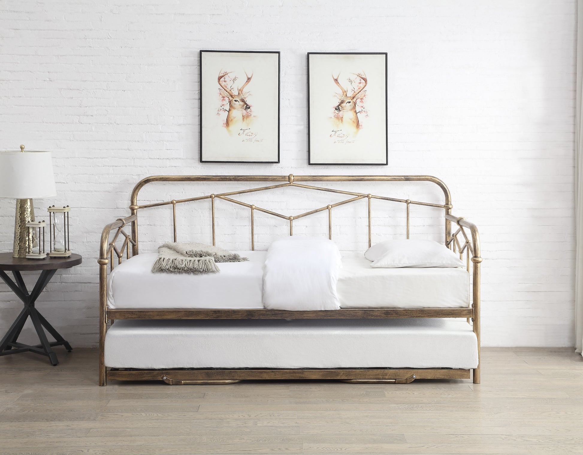 Adelaide Metal Day Bed - Antique Bronze 2