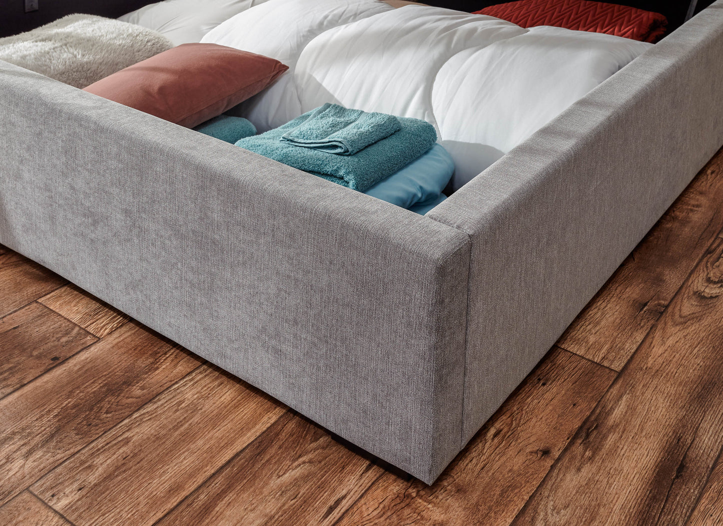 GFW Dakota Fabric Ottoman Bed - Platinum 4