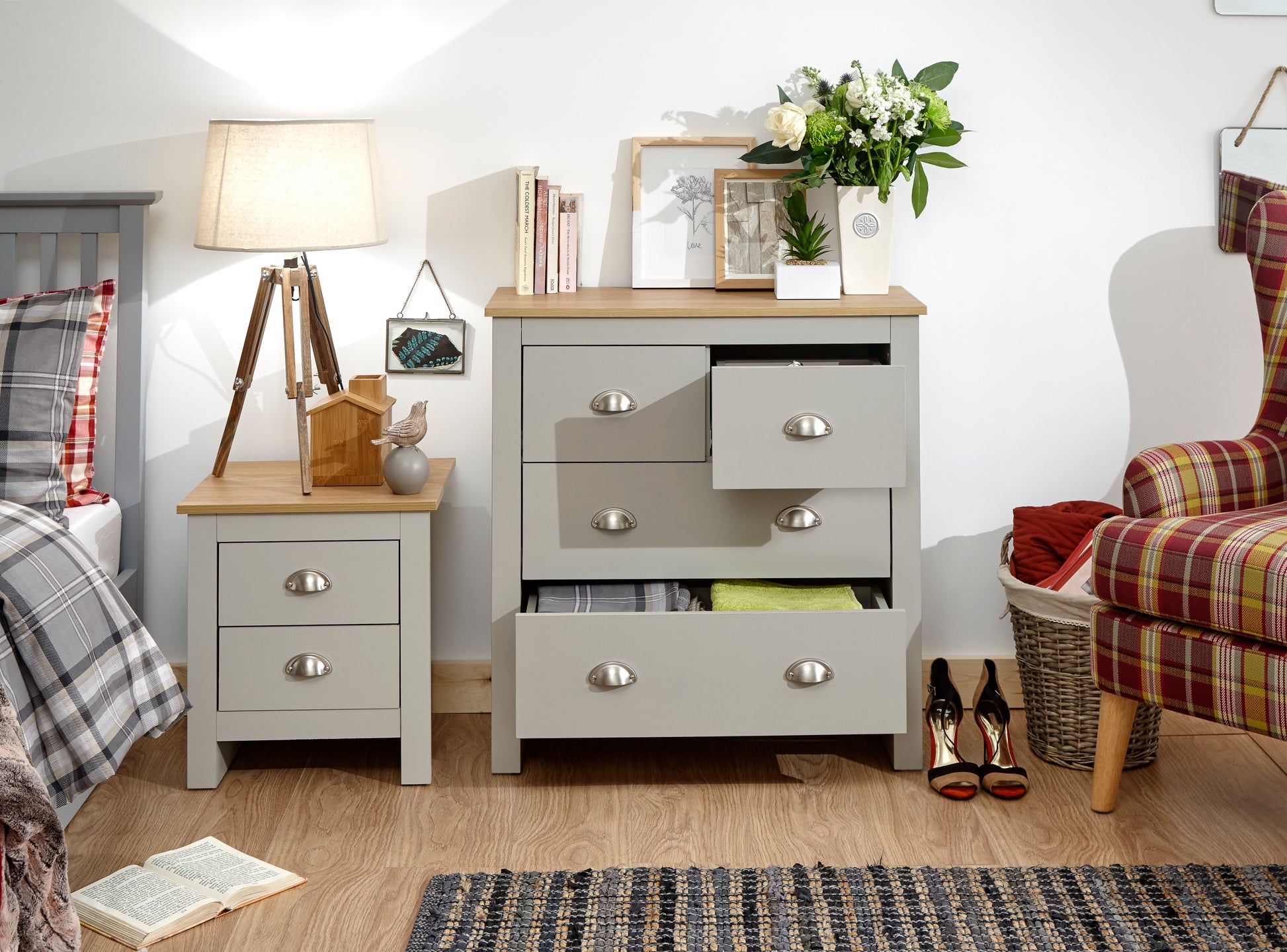 GFW Lancaster 2+2 Drawer Chest - Grey 2