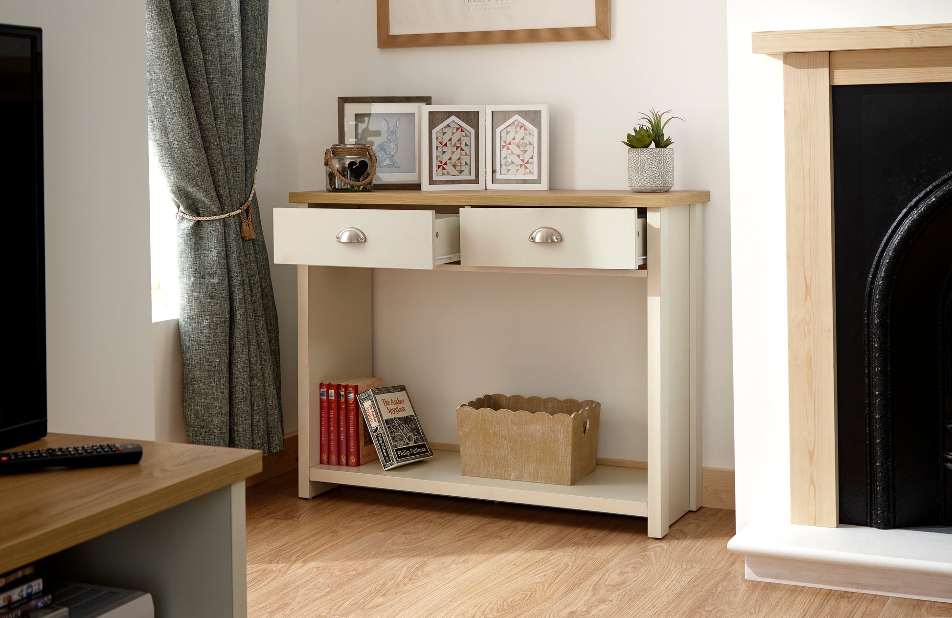 GFW Lancaster Console Hall Table - Cream 2