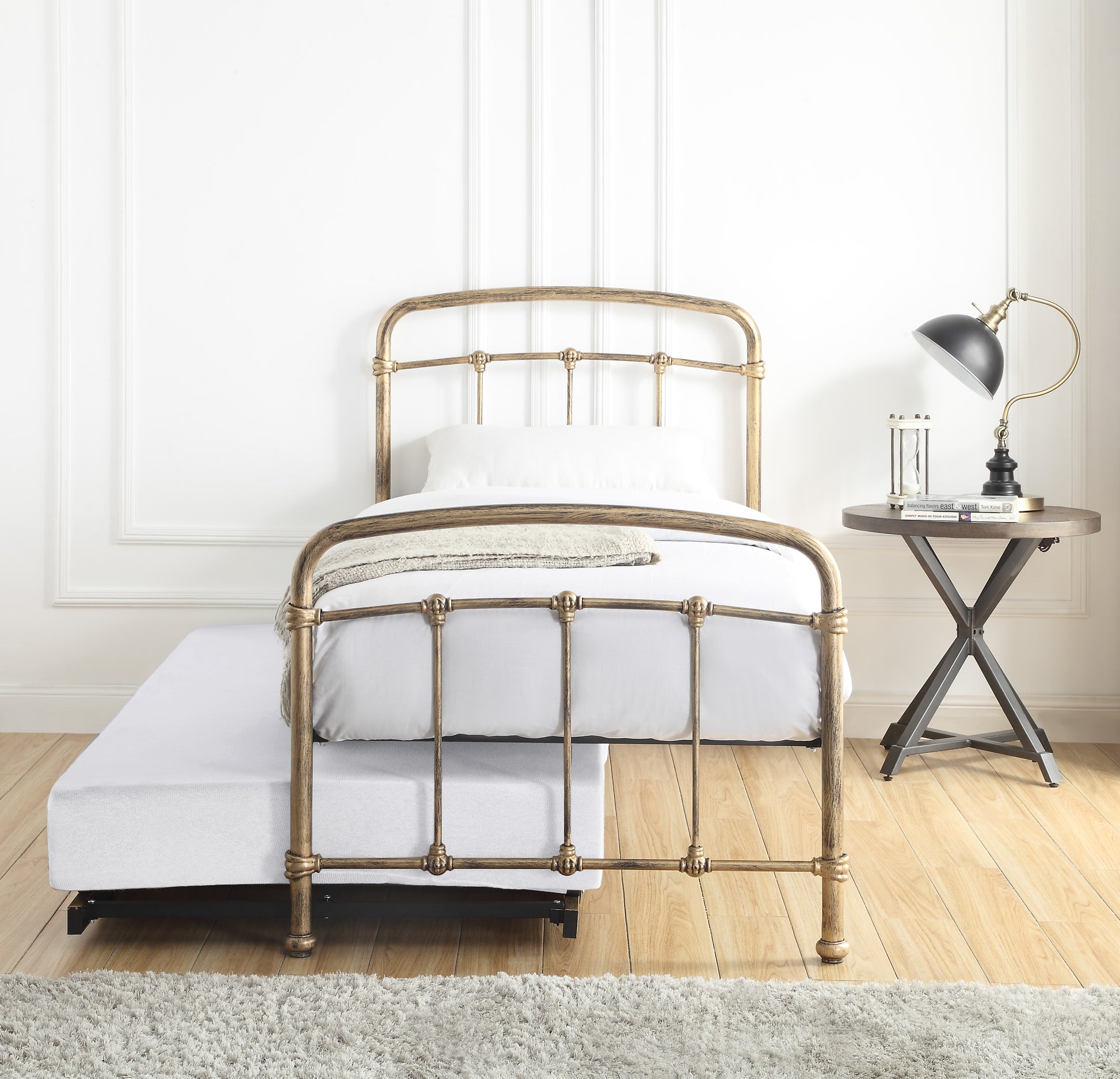 Maitland Metal Guest Bed - Antique Bronze 3