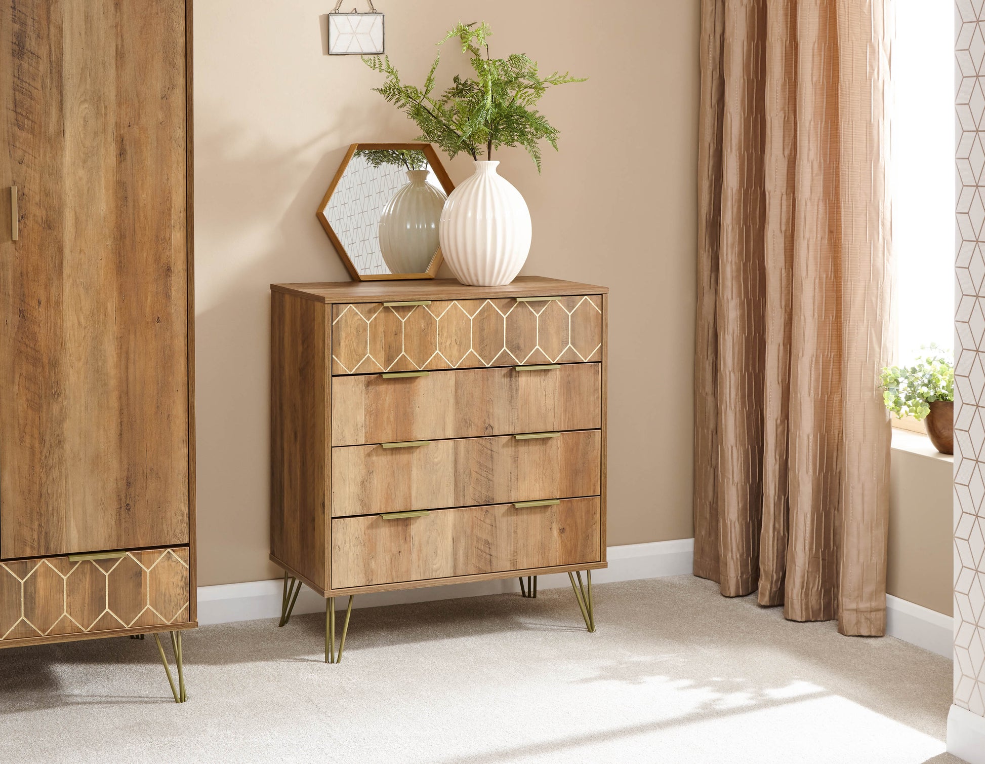 GFW Orleans 4 Drawer Chest