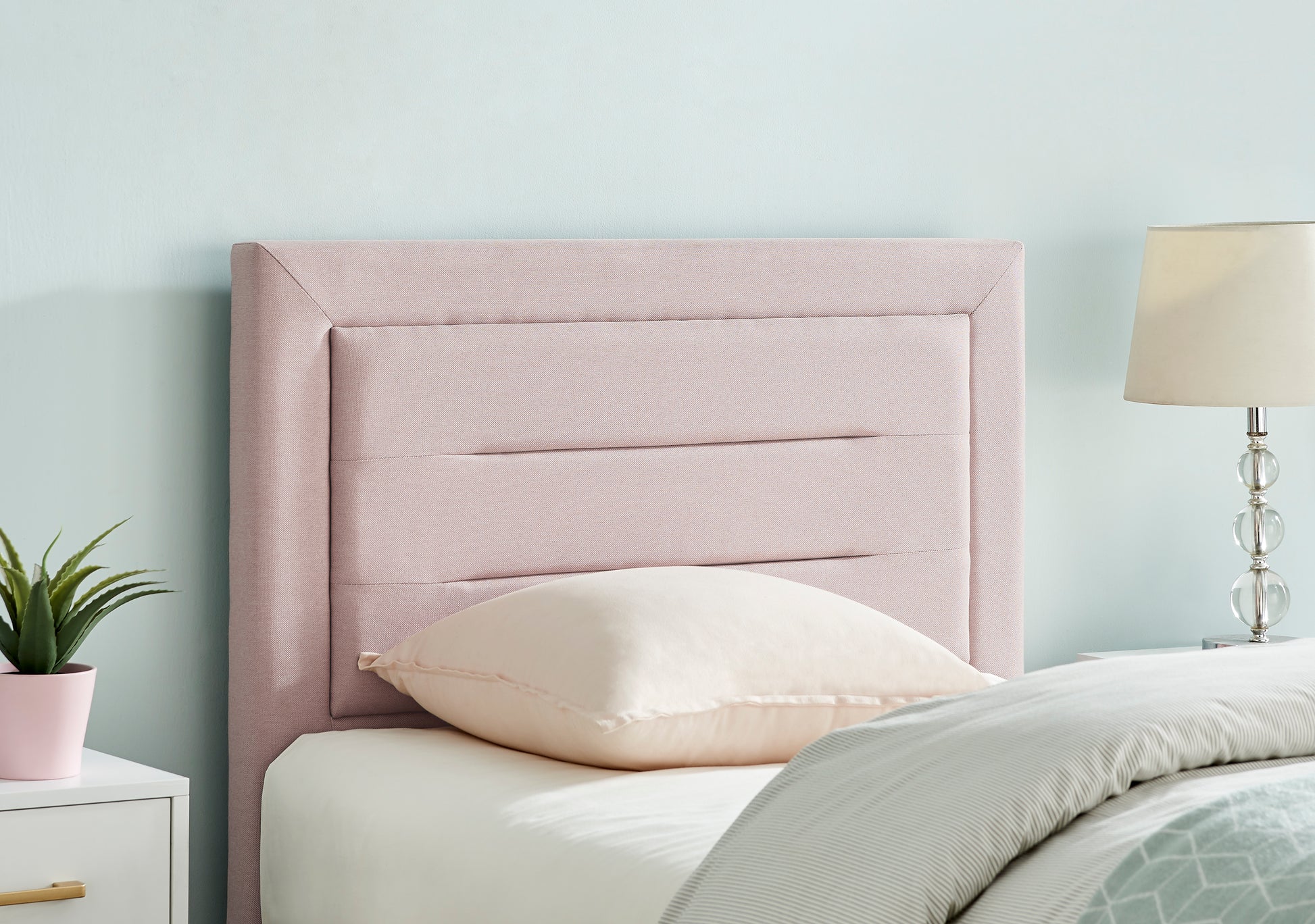 Plaza Fabric Bed Frame - Pink 3