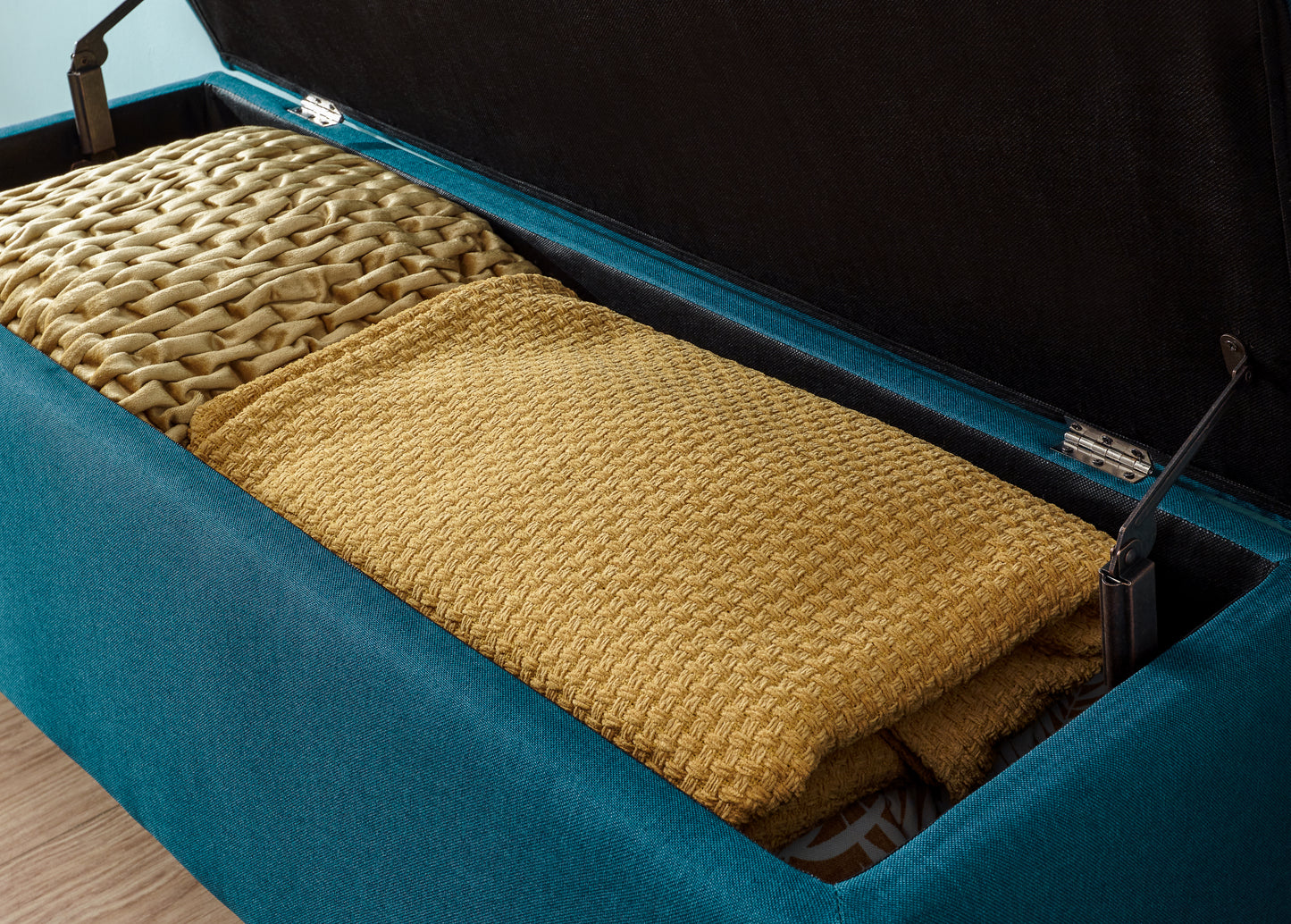 GFW Secreto Blanket Box - Teal 3