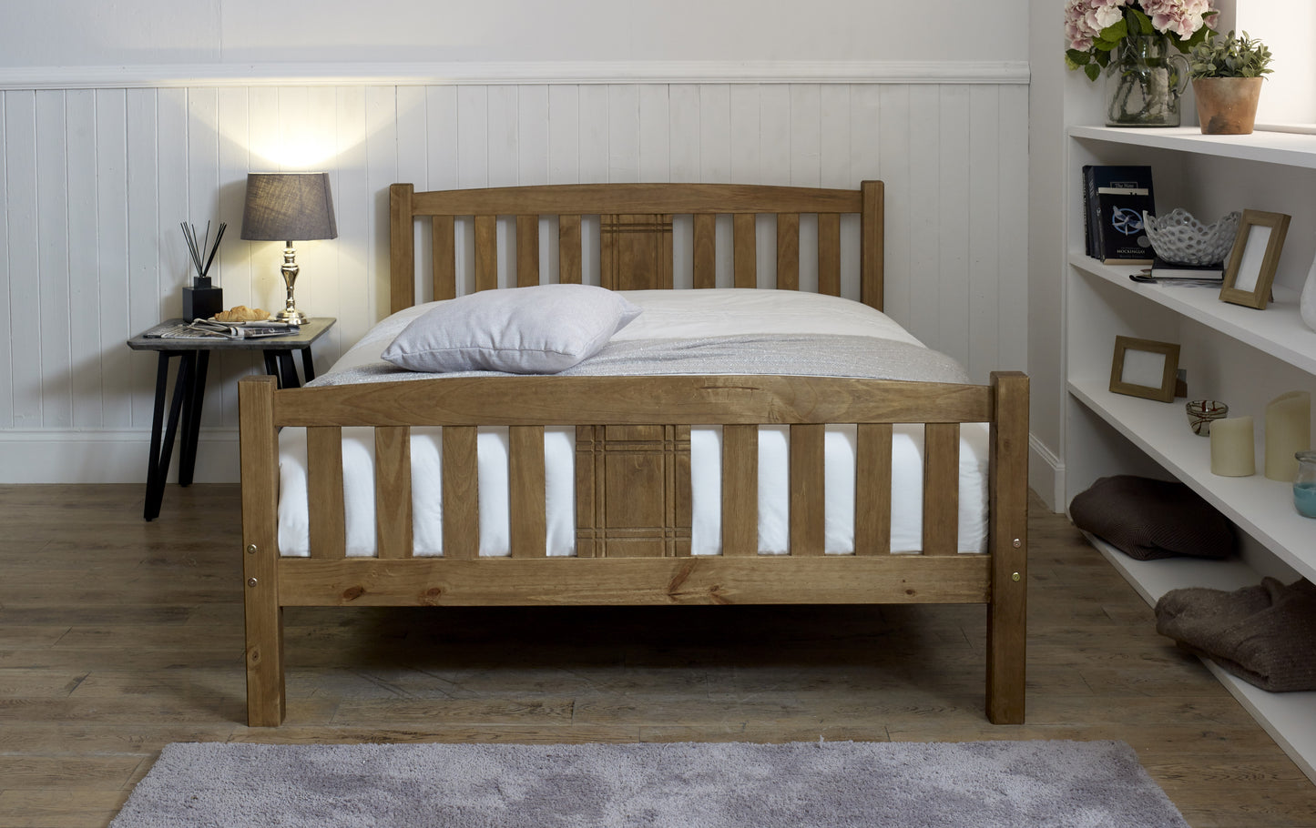 Limelight Sedna Wooden Bed - Double 4