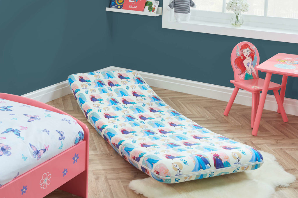 Disney Frozen Fold Out Bed Chair room 3