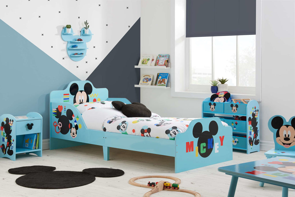 Disney Mickey Mouse Single Bed room