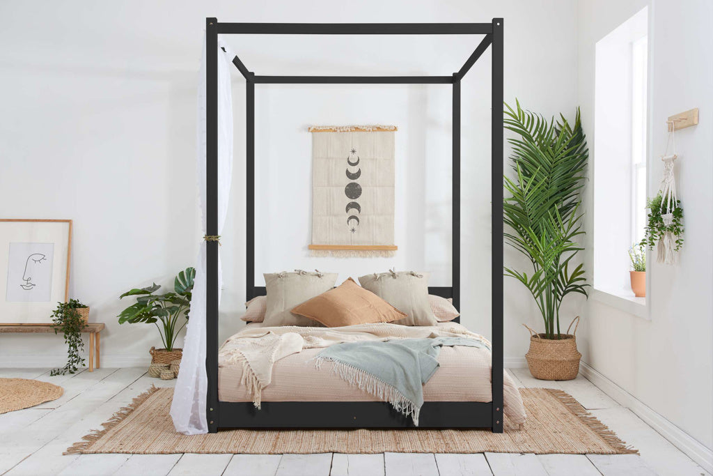 Birlea Darwin Four Poster Bed - Black 2