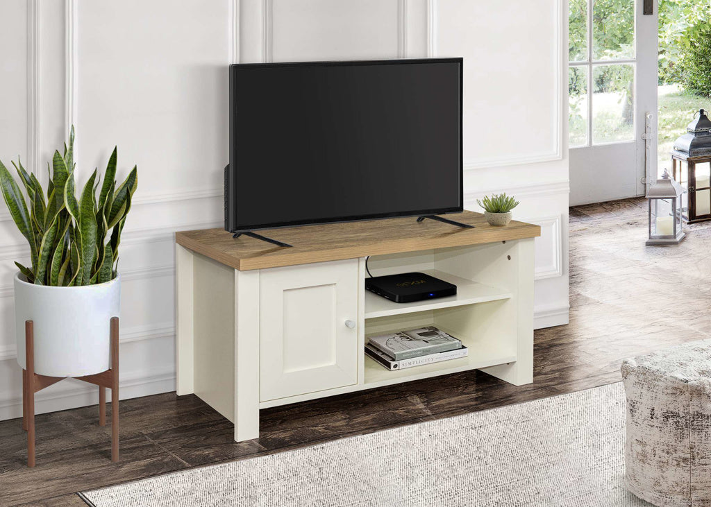 Birlea Highgate Small TV Unit - Cream & Oak