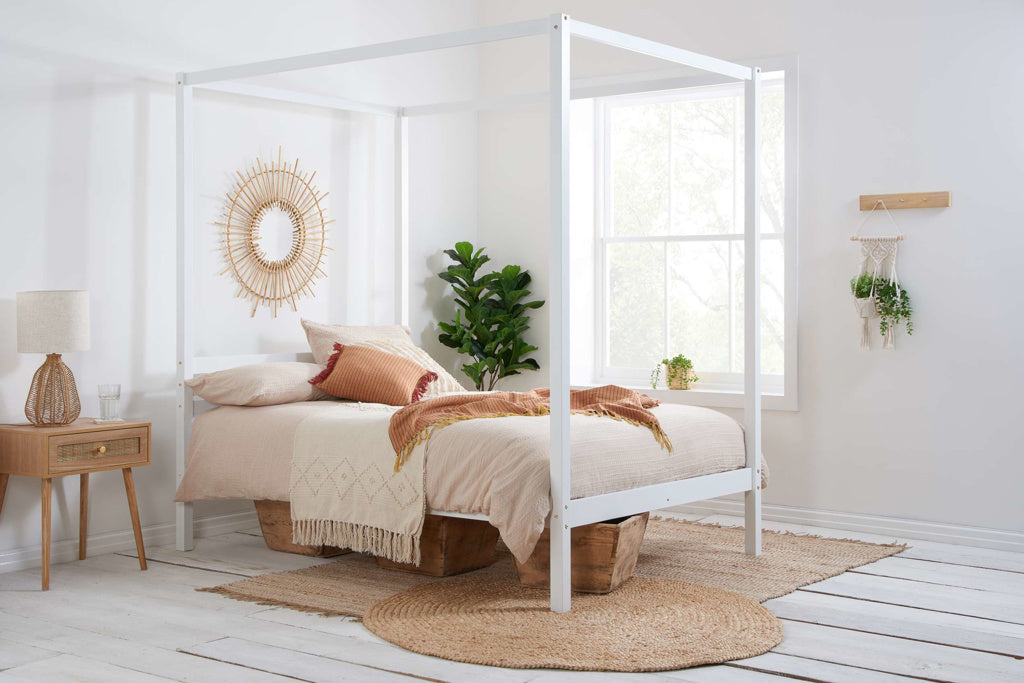 Birlea Mercia Four Poster Bed - White